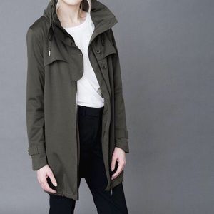 iCB Women’s Raincoat with Hood in Olive